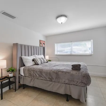 Amazing 3Br House 5 Minutes From Marlins Park Villa Miami Exterior photo